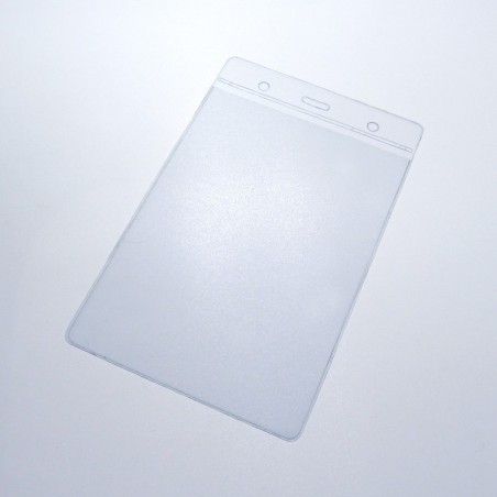 Porte badge souple en plastique : 117 x 170 mm